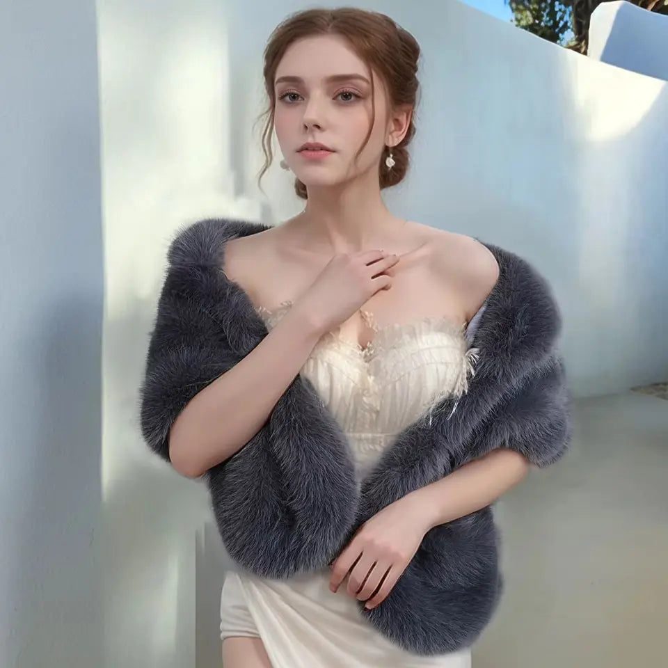 A Handmade Polyester Imitation Fox Fur Women's Fashion Shawl Wedding Party Party Clothing Warm Wear